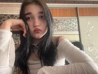 Live webcam model lettiefriedberg on Soda Cams