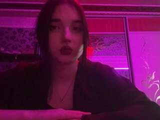 Live webcam model lettiefriedberg on Soda Cams