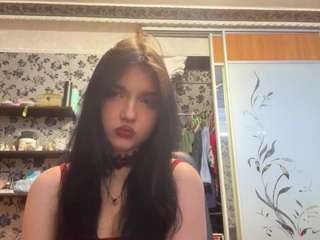 Live webcam model lettiefriedberg on Soda Cams