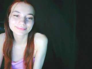 Live webcam model liza-kittyattendant on Soda Cams