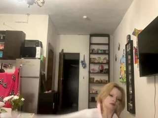 Live webcam model maybellfath on Soda Cams