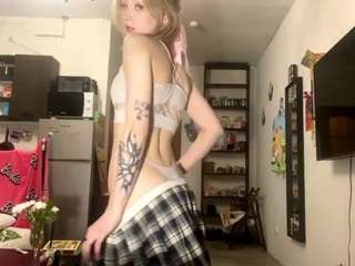 Live webcam model maybellfath on Soda Cams