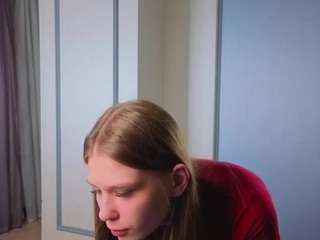 mickiklines Live Webcam on CamSoda