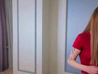 mickiklines's CamSoda show and profile