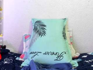 naniis-wish live webcam show