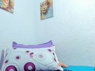 Naniis live cam preview