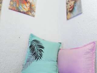 Naniis live cam preview
