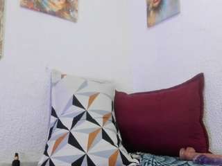 Naniis live cam preview