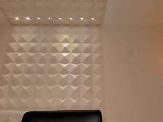 paulinesanz live webcam show