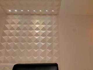 paulinesanz live webcam show