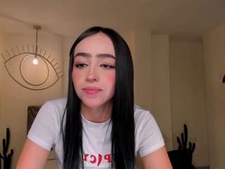 paulinesanz live webcam show
