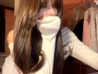 sugreife's CamSoda show and profile