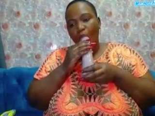 Live webcam model sweetocean on Soda Cams