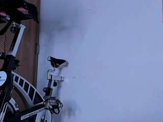 Live webcam model alexiafit13 on Soda Cams