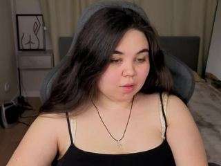 Live webcam model ameli-watts on Soda Cams