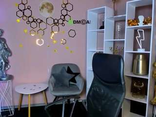 ashli-bright Live Webcam on CamSoda