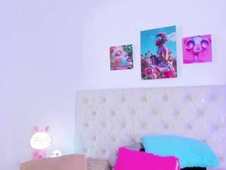 cailin-dione's live room
