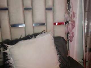 chelaqueen1 webcam
