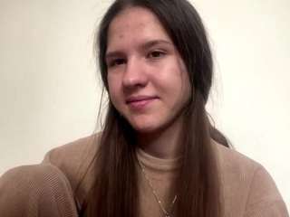 Live webcam model cucnill on Soda Cams