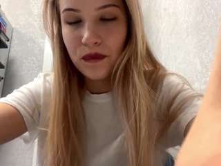 donettedagley webcam