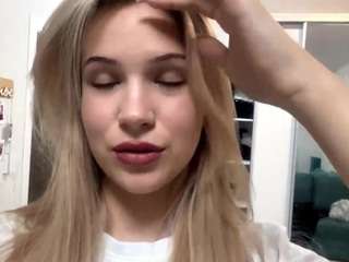 Live webcam model donettedagley on Soda Cams