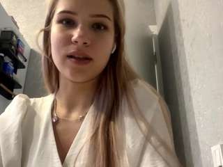 donettedagley webcam