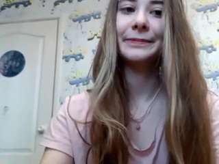 Live webcam model gwynkulpa on Soda Cams