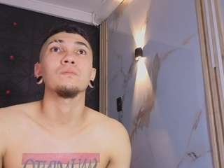 logan-and-rachel webcam