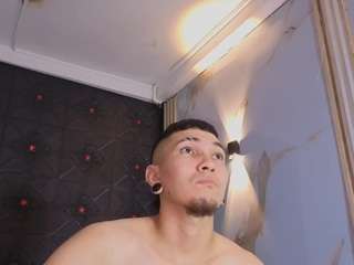 logan-and-rachel webcam