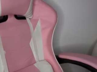 Live webcam model lunitac on Soda Cams