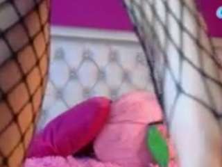 milapoison's CamSoda show and profile