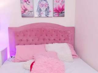 sophie-scott1x webcam