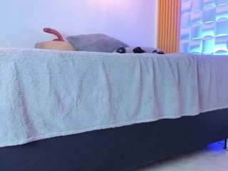 valeryuzman Live Webcam on CamSoda