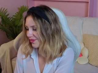 amymoore-x