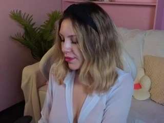 amymoore-x