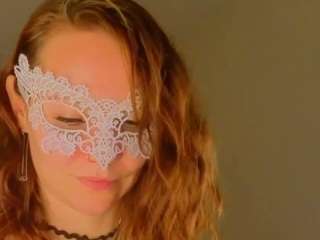 Margo-Kelly live cam preview