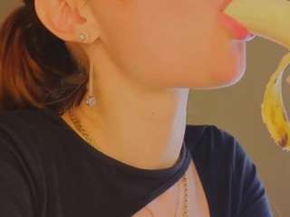 Margo-Kelly live cam preview
