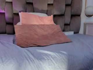 Only-Gia live webcam show