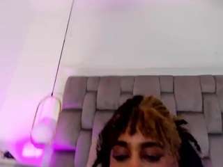 Only-Gia live webcam show