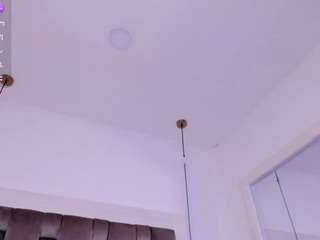 Only-Gia live cam preview