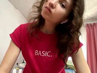 Live webcam model carribandemer on Soda Cams