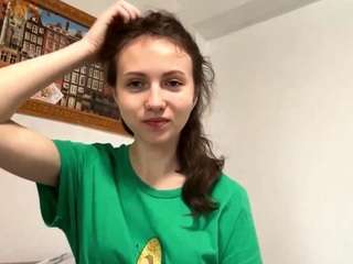 Live webcam model carribandemer on Soda Cams