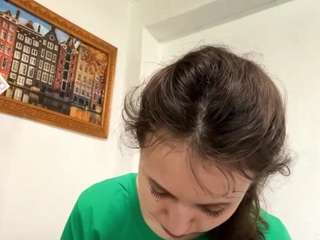 Live webcam model carribandemer on Soda Cams