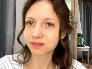 carribandemer's CamSoda show and profile