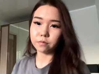 Live webcam model monikasiegler on Soda Cams