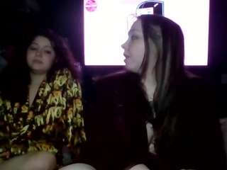 Live webcam model officialstarr on Soda Cams