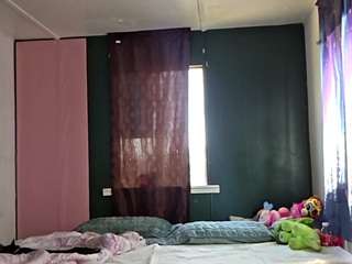 Live webcam model pattiekundtz on Soda Cams