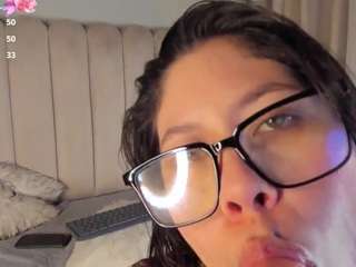le modèle susan-beck est en webcam porno dans un show sur le site camsoda, il possède les tags suivants: athletic,blowjob,dirty talk,fingering,hazel eyes,lovense,no drinking,no smoking,orgasm,role play,toys,twerk,upskirt,hd