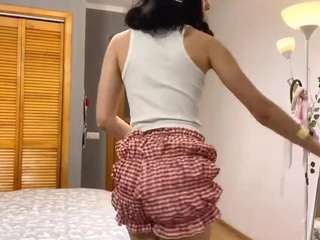 Live webcam model wildatebar on Soda Cams