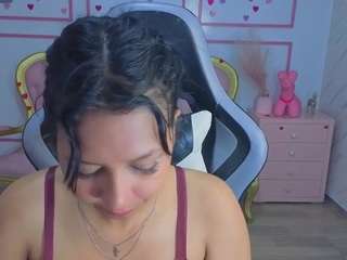 kristen-black-t Live Webcam on CamSoda